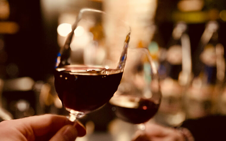 anstossen mit cantele primitivo