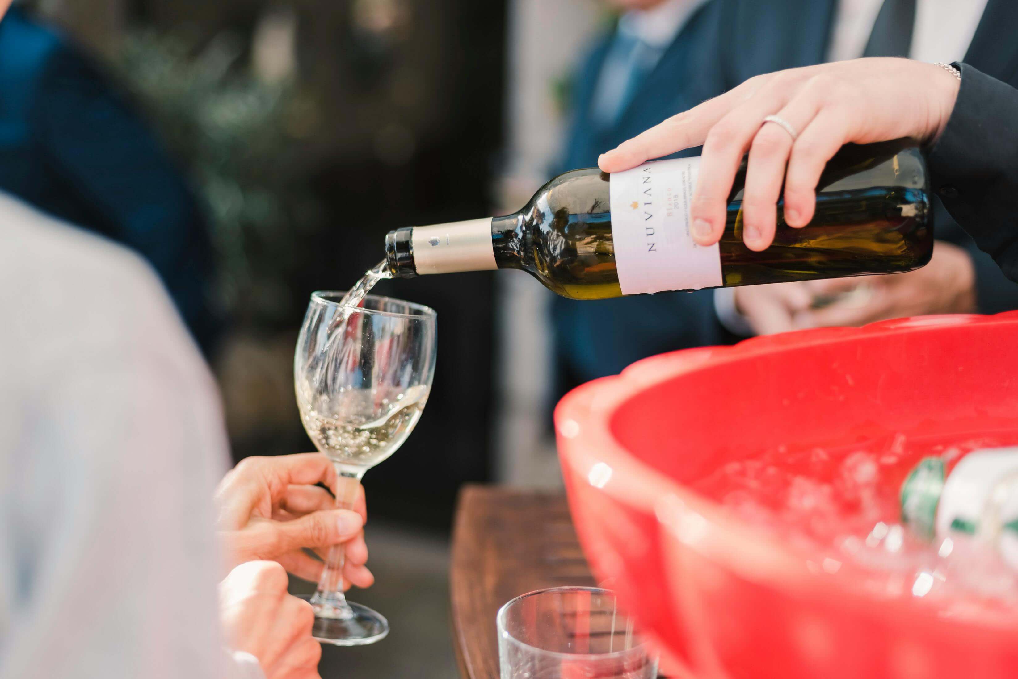 Gekühlte Flasche Wein Chiaretto di Bardolino Rosé