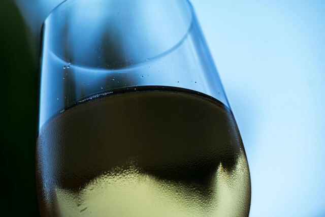 Schn gekhlter Retsina Wein