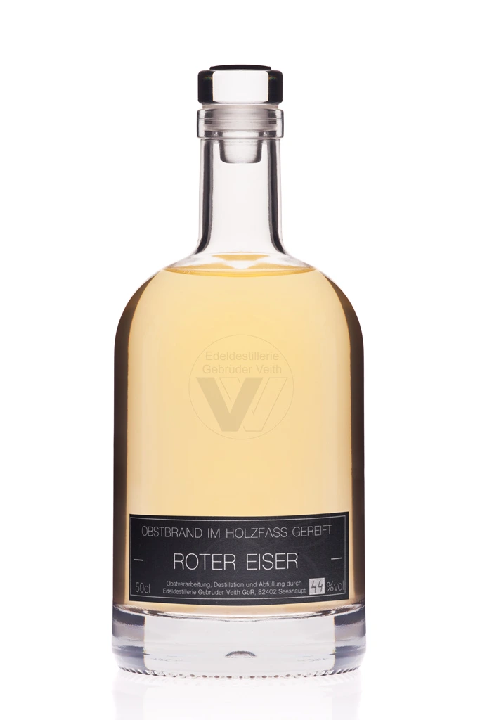 Obstbrand Roter Eiser im Holzfass gereift der Edeldestillerie Gebrüder Veith, 50cl Flasche