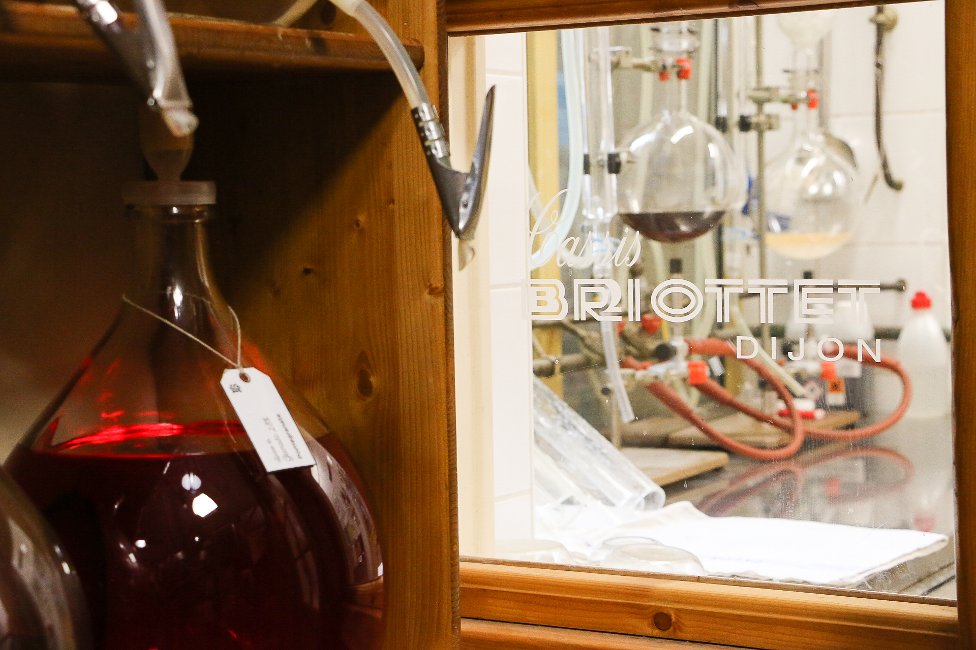 briottet-bonbonne-laboratoire-creditphotocotedorpix