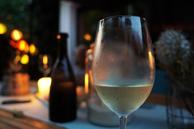 Ein schön gekühltes Glas voll mit critone librandi
